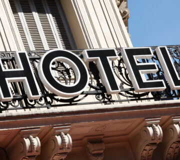 طراحی و اجرای نمای هتل